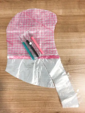 LOCKCAP 10 Bonnets plus set de 3 crochets